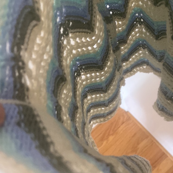 100% Cotton Crochet Sweater top with buttons Size Large Versona - Picture 3 of 9